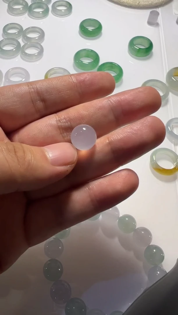 定制翡翠未镶嵌珠子