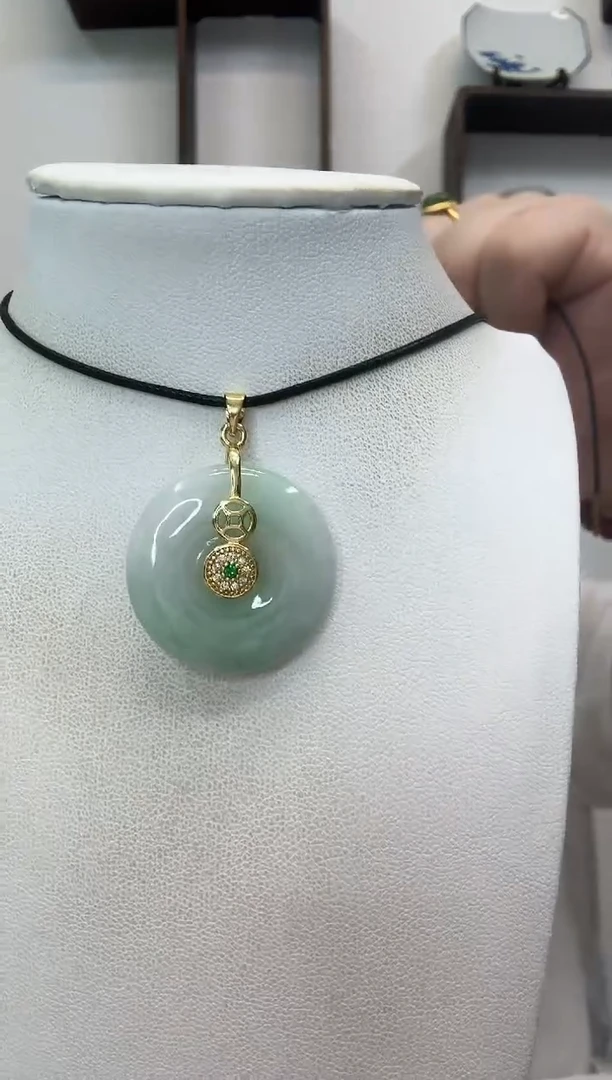 颈饰合金翡翠平安扣