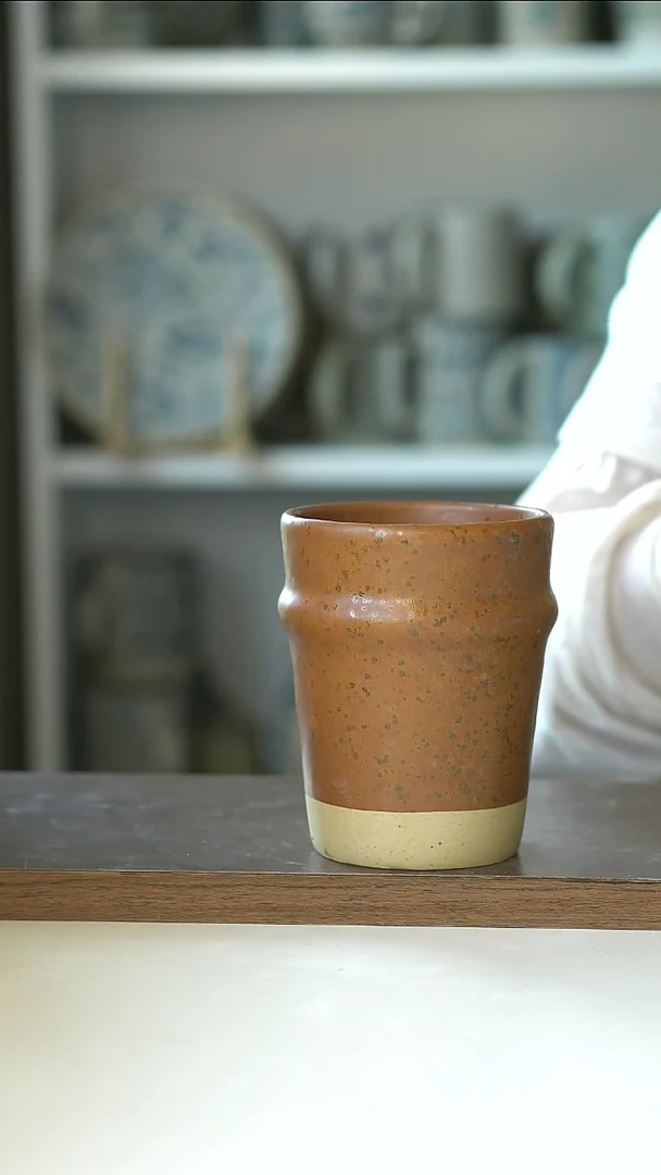 陶瓷微瑕植物釉落叶棕手握杯300@4-2@