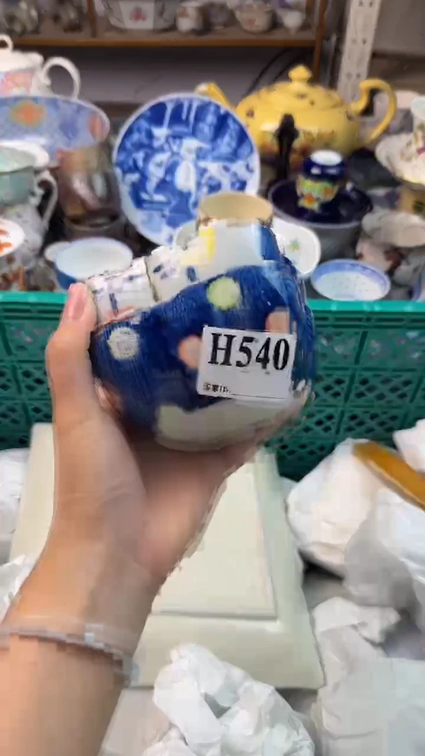 瓷片东*东(*^_^*)(*^_^*)