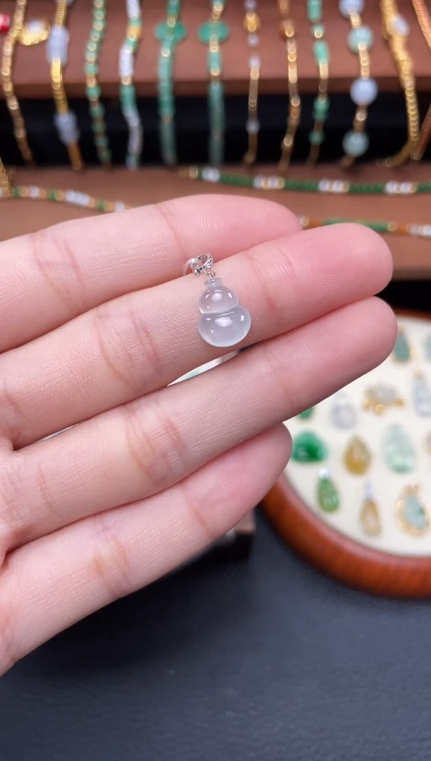 【闪购商品】翡翠吊坠(不含链)18K金镶嵌一个  JK458
