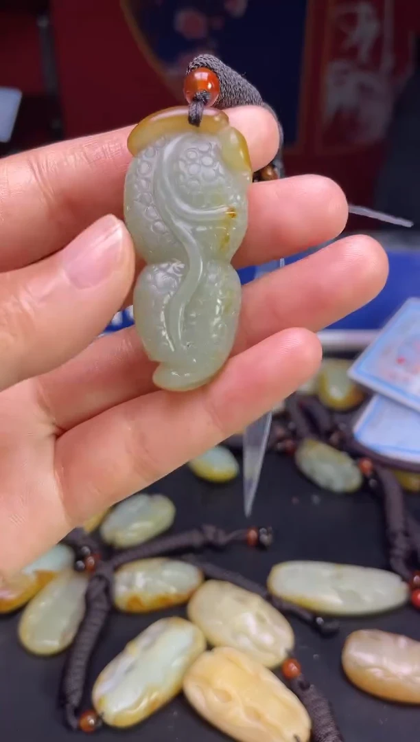 颈饰未镶嵌和田玉123