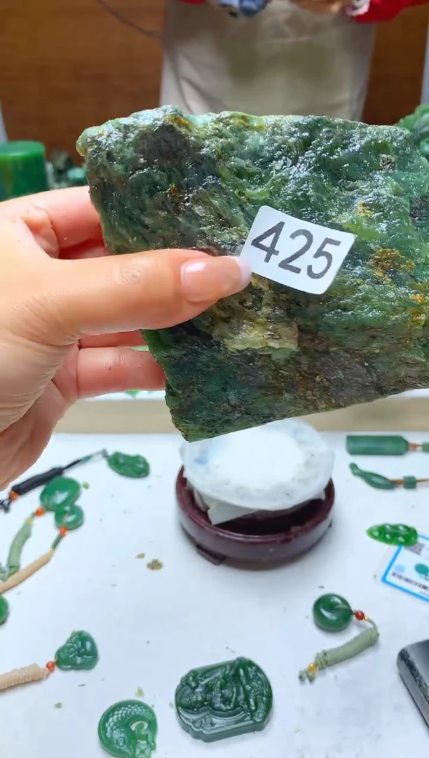 未镶嵌和田玉摆件1