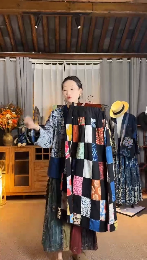 【闪购商品】设计师款黑百福裙子