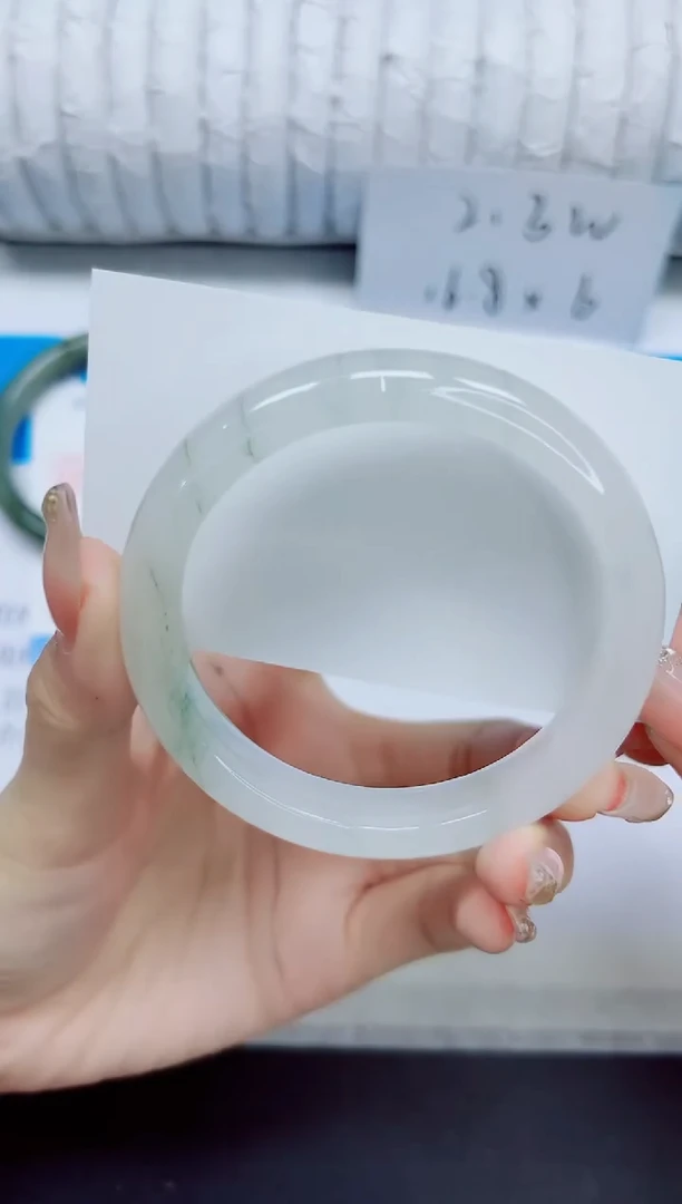 石英质玉手镯未镶嵌310/58