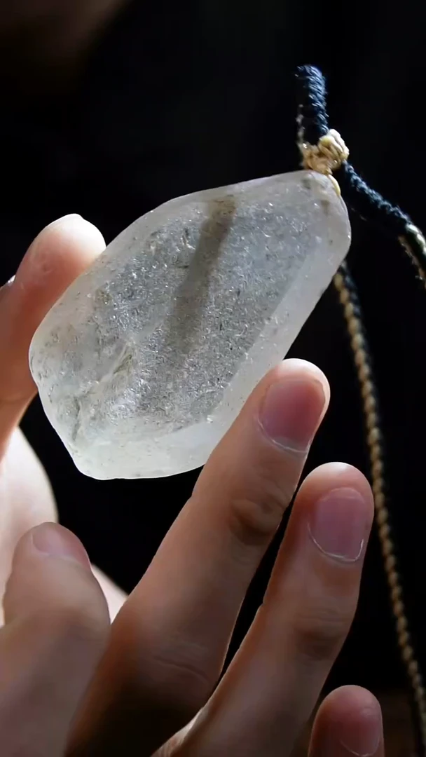 吊坠(赠链)未镶嵌水晶水晶