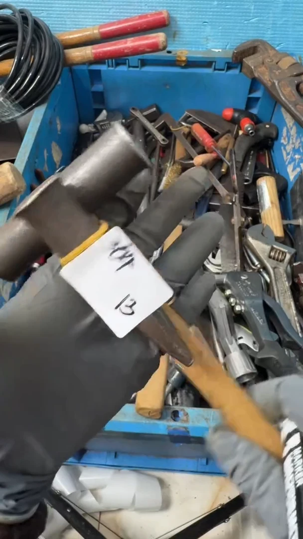 轻**雷家用五金工具一个