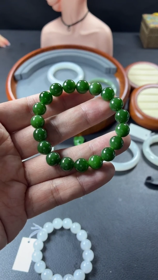 未镶嵌手串和田玉浪****厅碧玉手串