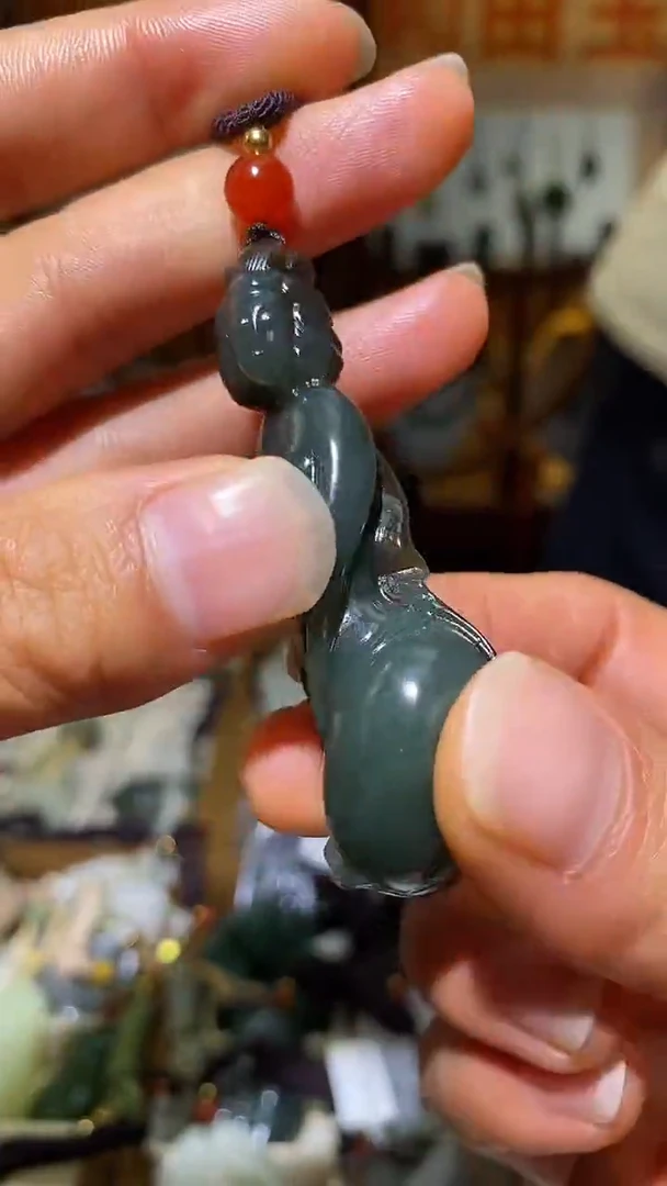 未镶嵌和田玉把件1