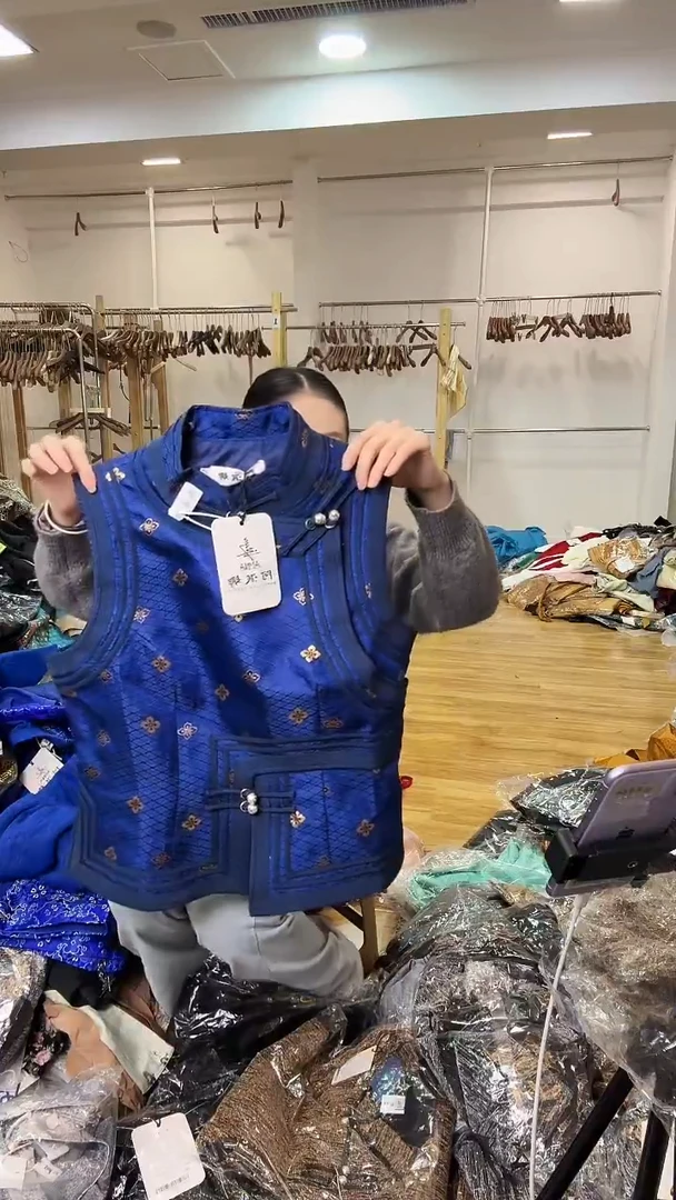 L码        105-115斤