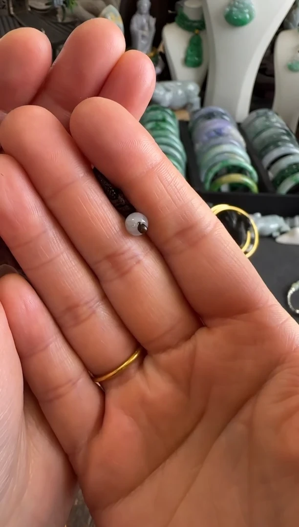 【闪购商品】翡翠颈饰未镶嵌定制