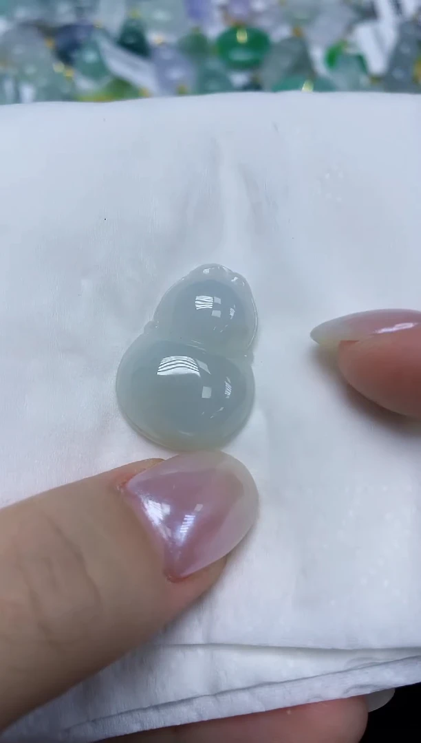 翡翠未镶嵌颈饰天然缅甸翡翠A货
