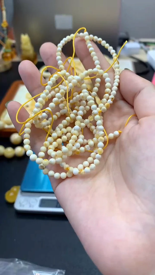 未镶嵌琥珀珠宝奇石豆***~627）3发2