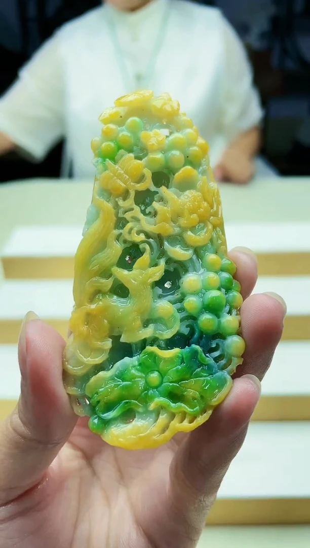 未镶嵌定制翡翠毛货09270136