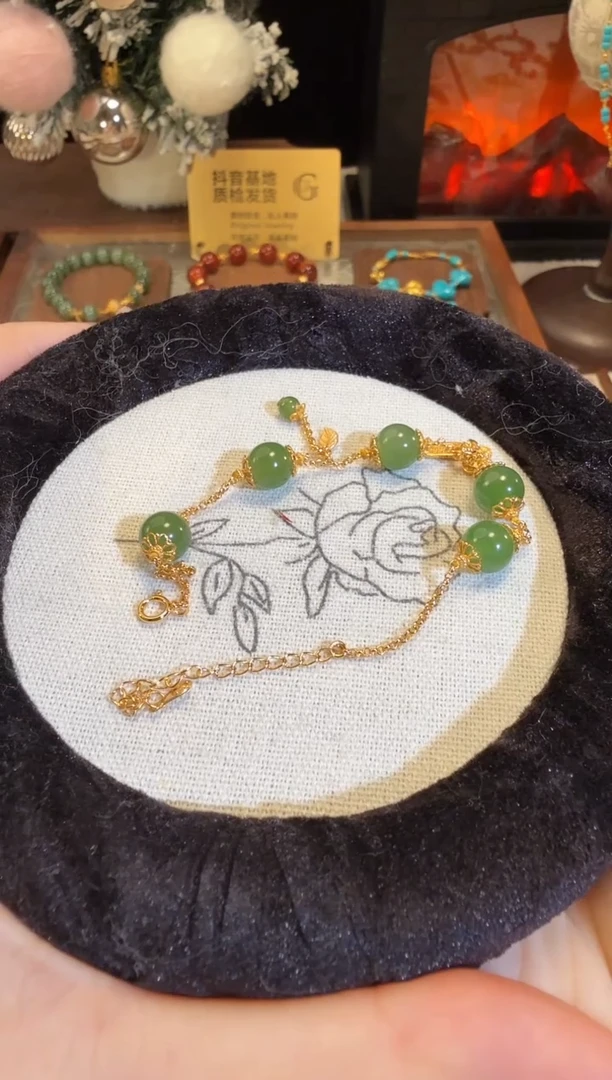 银S925镶嵌手链和田玉辣阳绿碧玉手链