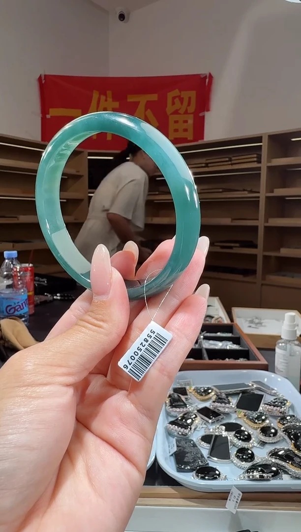 未镶嵌手镯翡翠60.3圈