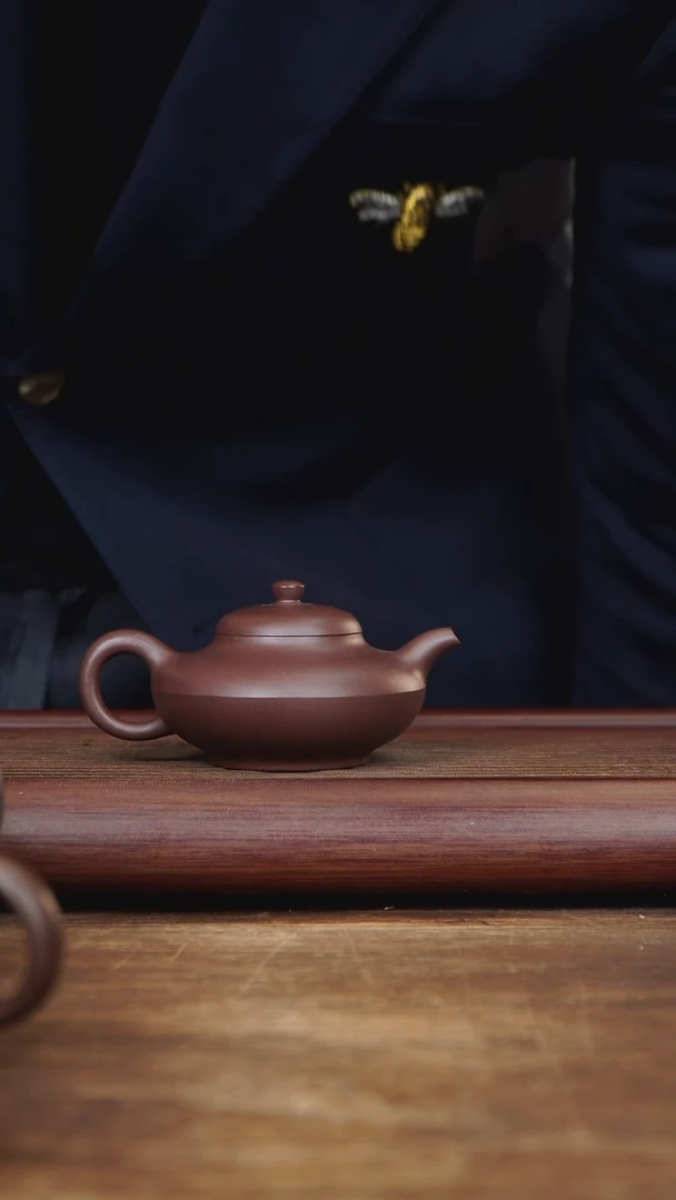 【闪购商品】紫砂茶壶150ml 微瑕合欢 紫茄泥