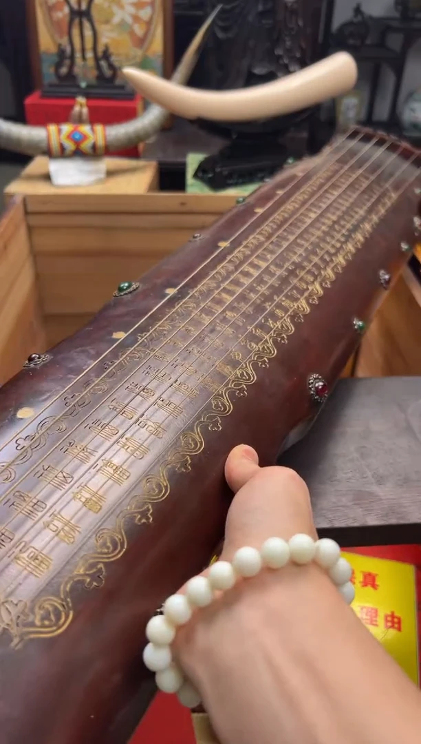 【闪购商品】木————————————古琴