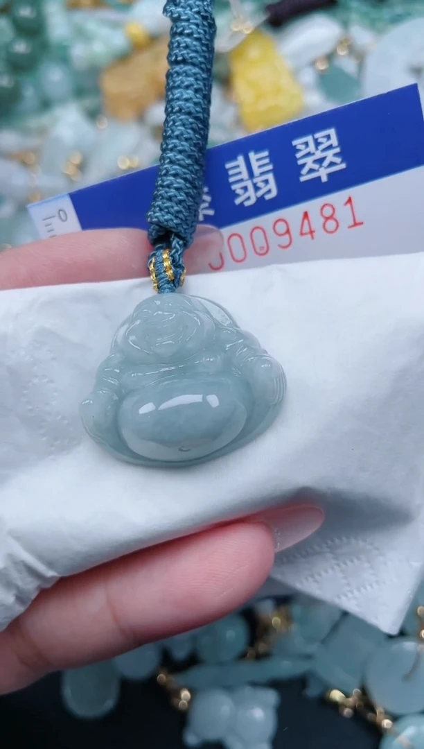 翡翠未镶嵌颈饰.0009481