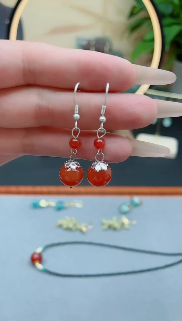 玛瑙/玉髓耳饰银S925镶嵌632银色2颗红