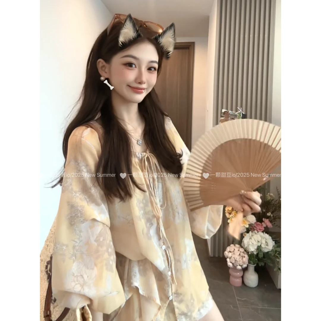 【甜豆专属】“花予”甜美度假风系薄款小衫女夏季休闲短裤两件套2536