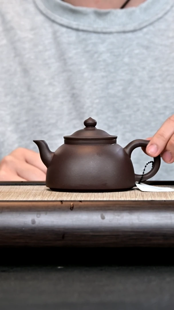 【闪购商品】紫砂茶壶AH5708 笠帽 底槽清