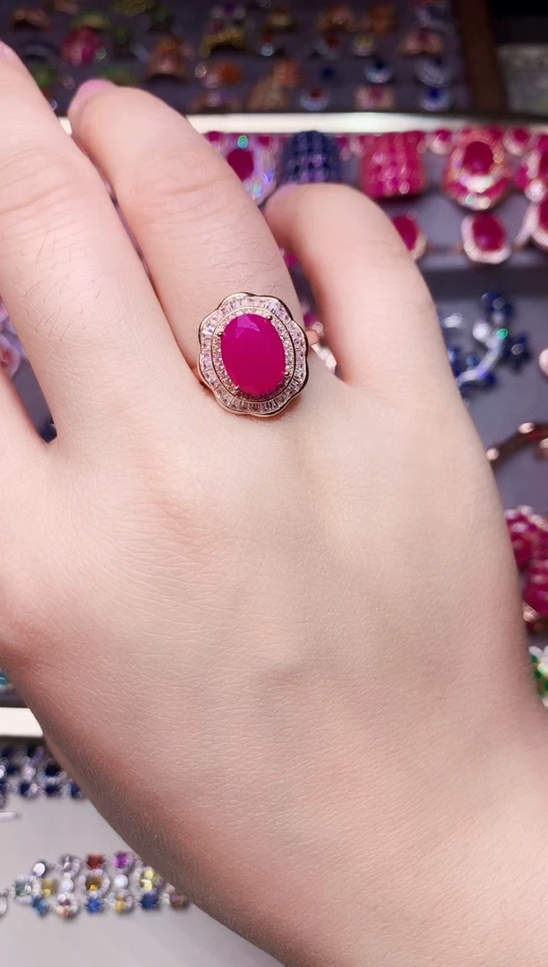 银S925镶嵌戒指红宝石....