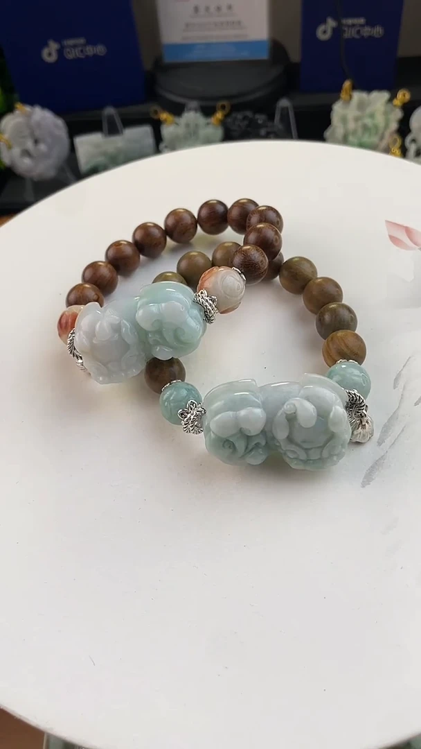 颈饰未镶嵌翡翠紫**郁手工定制默认微瑕主播介绍为准