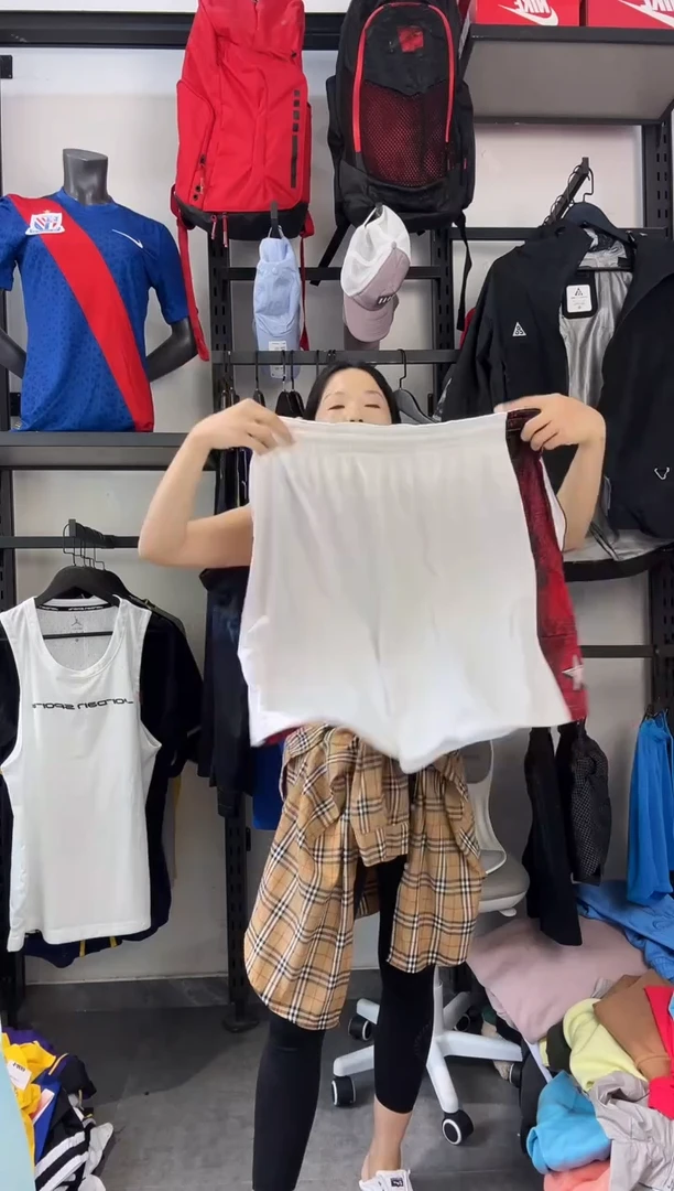 496编码 瑕疵款直播间过款为准 尺码
