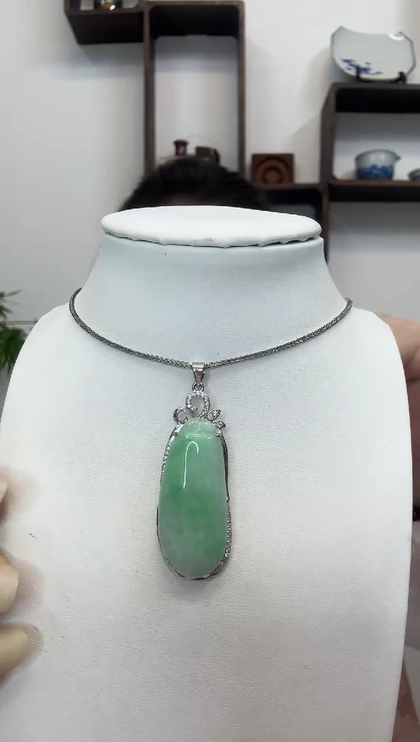 吊坠(赠链)银S925镶嵌翡翠福瓜