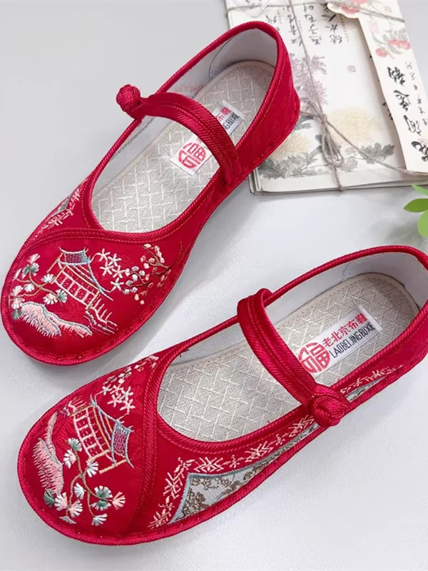 老北京布鞋汉服绣花鞋复古平底软底女单鞋妈妈鞋透气