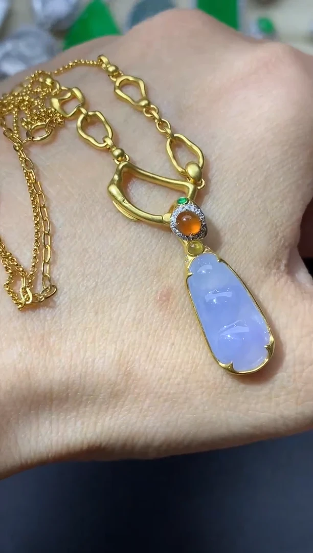 颈饰18K金镶嵌翡翠580-中国好珍宝