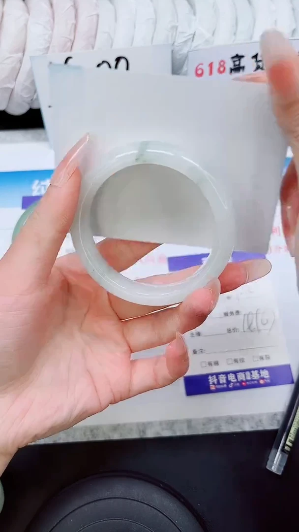 石英质玉手镯未镶嵌A218-51/52