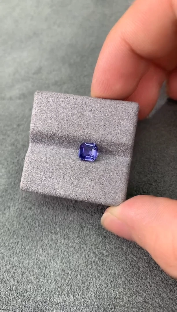裸石彩色蓝宝石无烧紫色蓝宝石 1.18CT