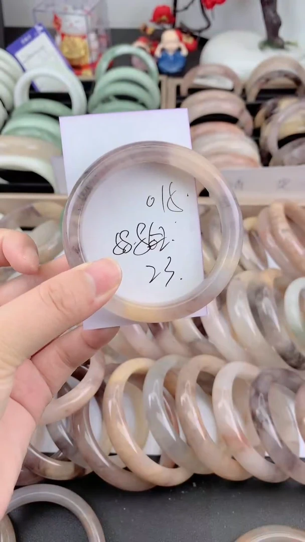 未镶嵌手镯石英质玉015