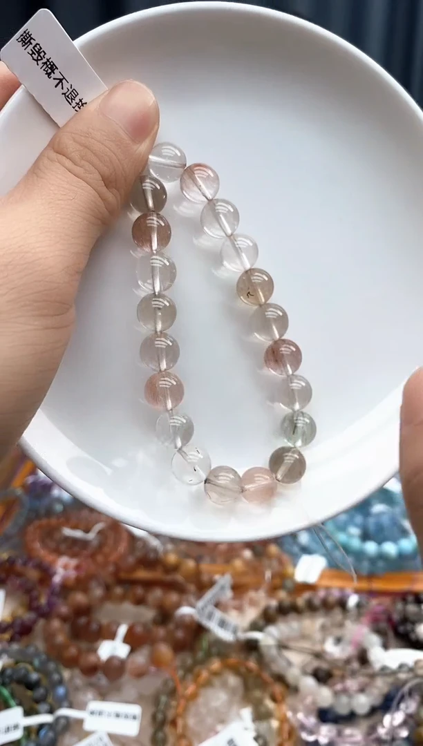 水晶手链未镶嵌是**哟兔毛