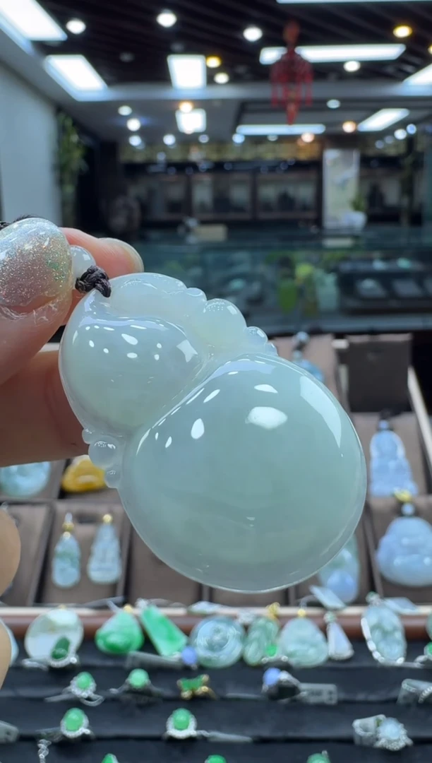 颈饰未镶嵌翡翠葫芦