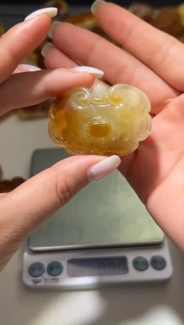 裸石琥珀未镶嵌琥珀蜜蜡吊坠