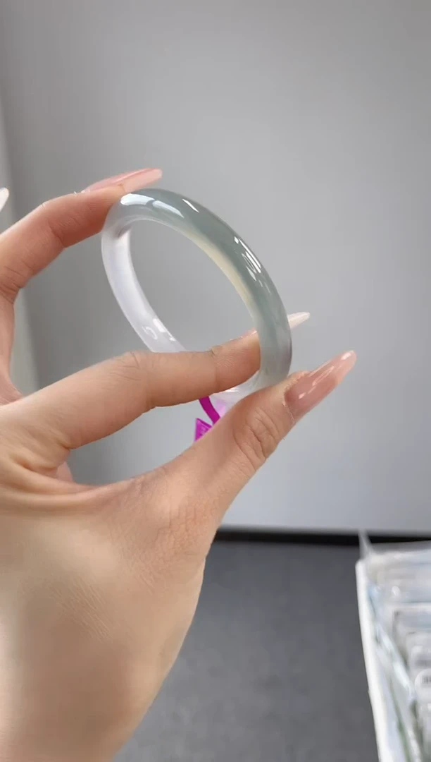 【闪购商品】玛瑙/玉髓手镯未镶嵌55-56圈