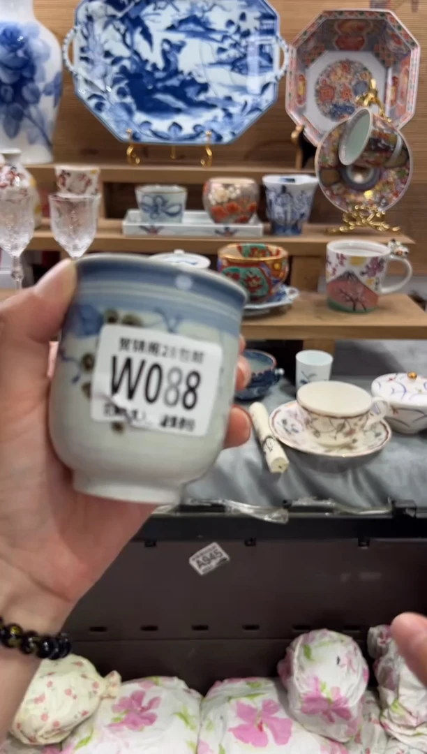 瓷片清**雨      W088