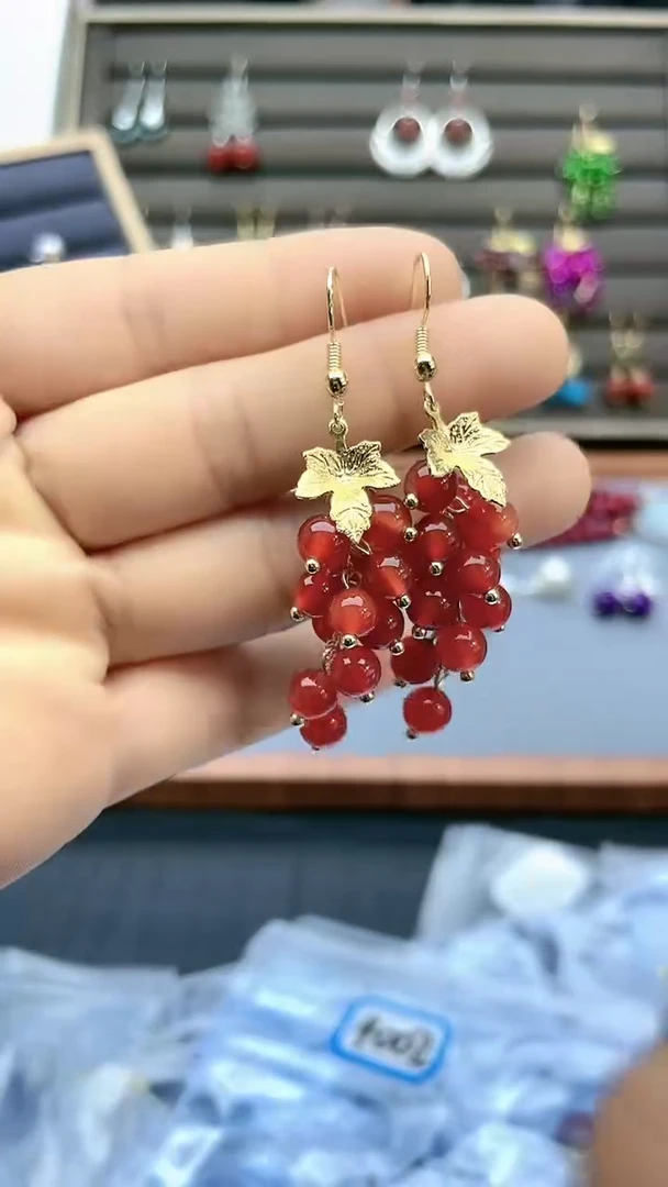 【闪购商品】南红玛瑙耳饰14K金镶嵌红色小葡萄