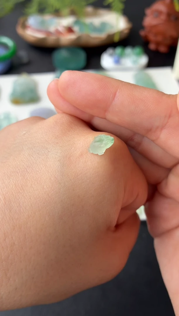 未镶嵌定制翡翠翡翠