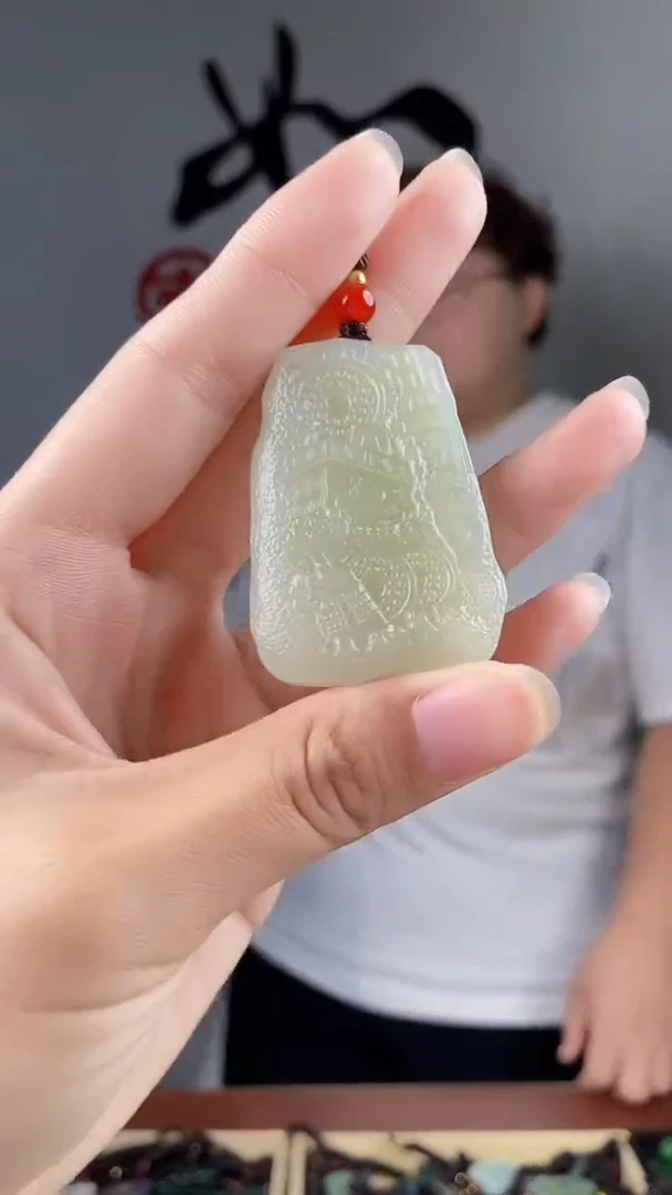 和田玉未镶嵌颈饰拍一发一，多样性发货