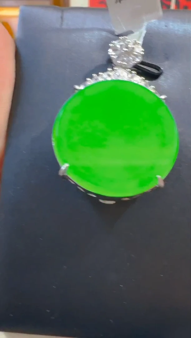 吊坠(赠链)银S925镶嵌翡翠天然A货翡翠