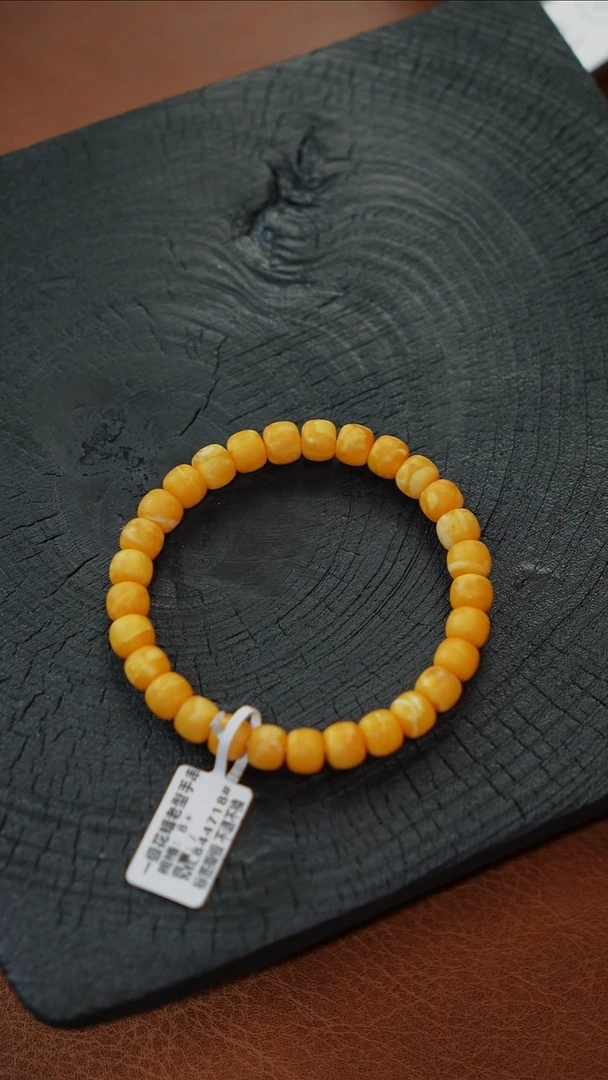 未镶嵌琥珀珠宝奇石74