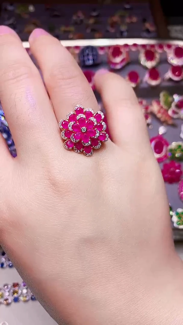 银S925镶嵌戒指红宝石....