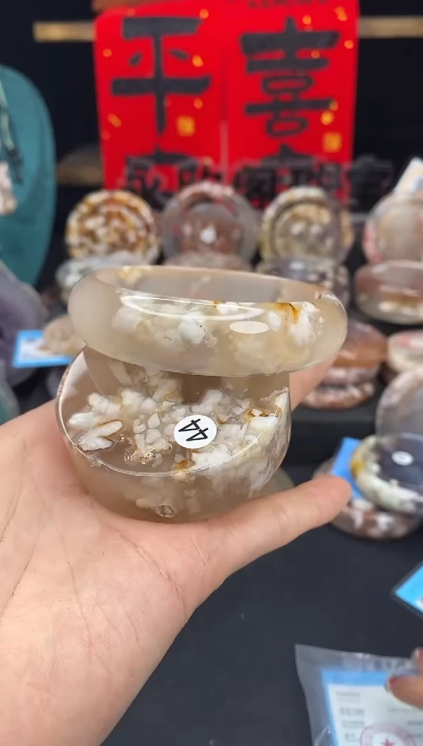 【闪购商品】石英质玉手镯（圆镯）未镶嵌62