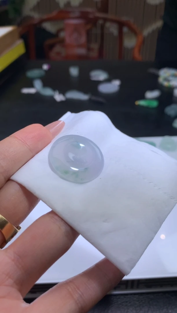 未镶嵌定制翡翠思****昭翡翠