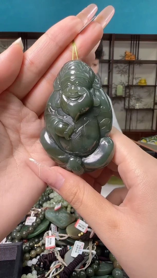 颈饰未镶嵌和田玉多样性发一