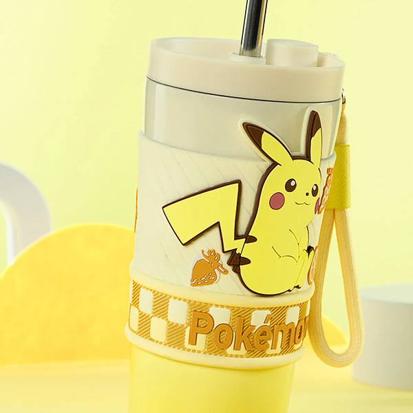 【芳芳】艾可思宝可梦草莓熊系列高颜值水杯流行学生保温多功能家用